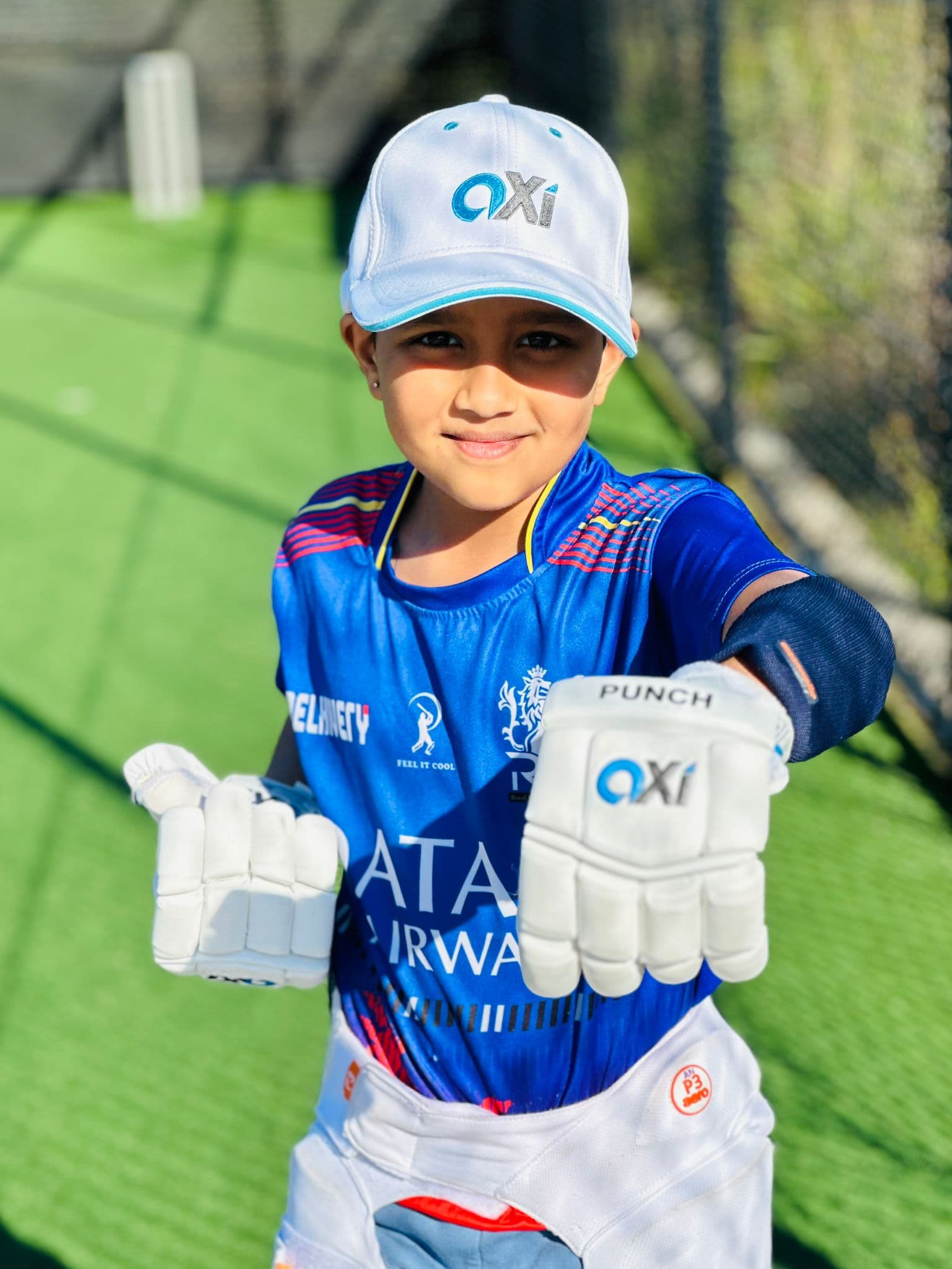 Student with Axi gear